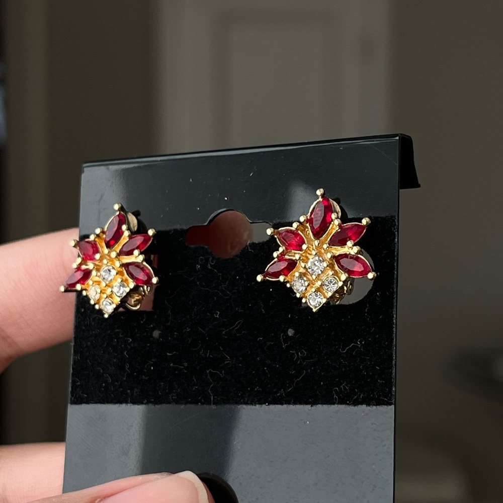 Vintage Christian Dior Flower Firework Red Rhinestone Mini Gold Clip-On Earrings - Picture 9 of 11